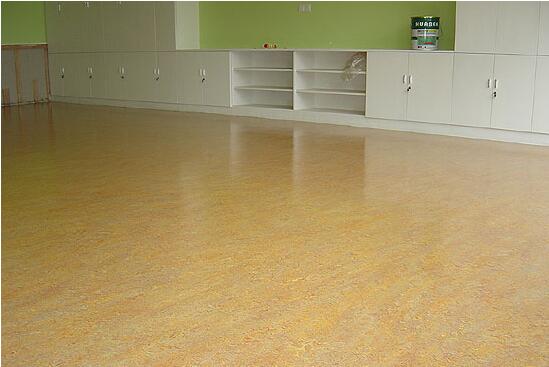 昌利金剛石鋸片批發(fā)家居石材地板的養(yǎng)護(hù)技巧